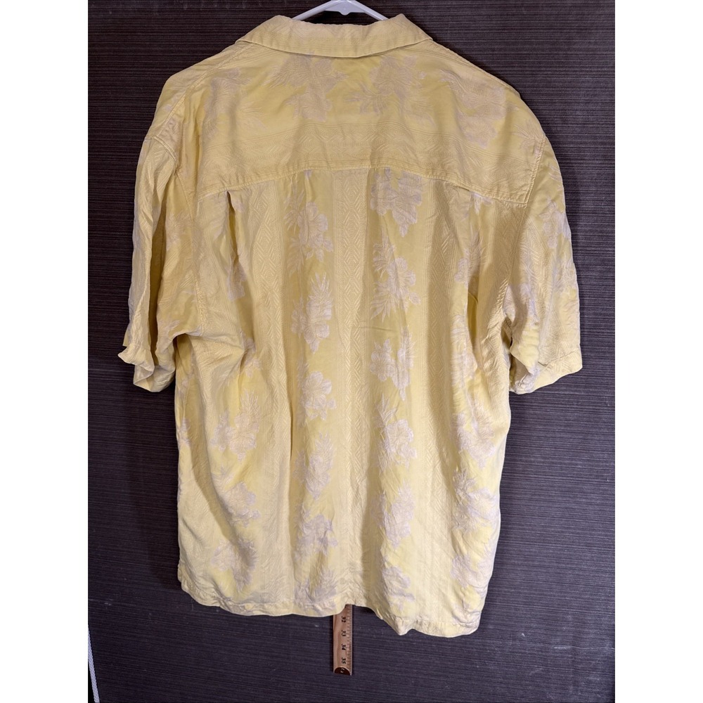 TOMMY BAHAMA Yellow Embroiled FLORAL Button Up Silk Hawaiian Shirt Men's Size L - Picture 7 of 8